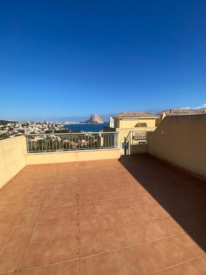 Chalet Adosado Con Vistas Al Mar Calpe Esterno foto