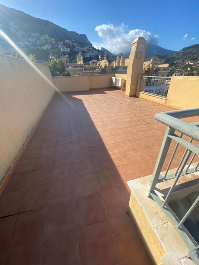 Chalet Adosado Con Vistas Al Mar Calpe Esterno foto