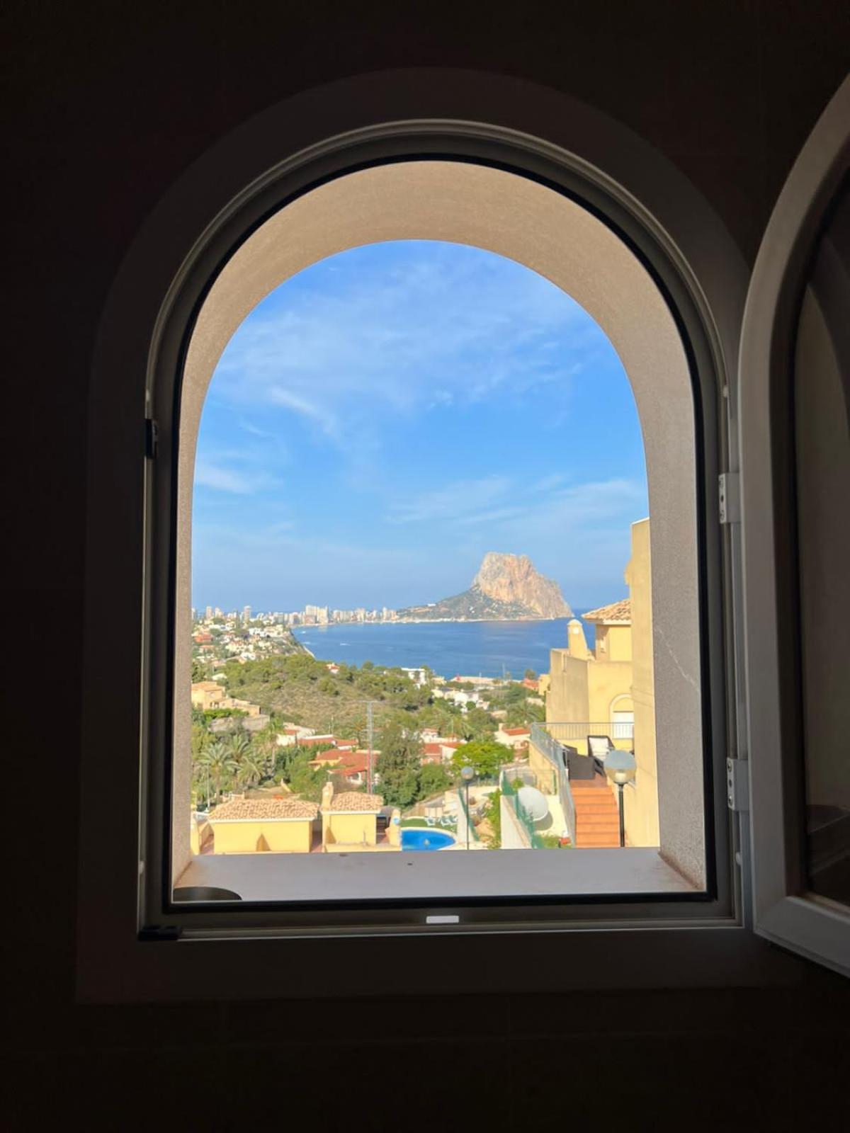 Chalet Adosado Con Vistas Al Mar Calpe Esterno foto