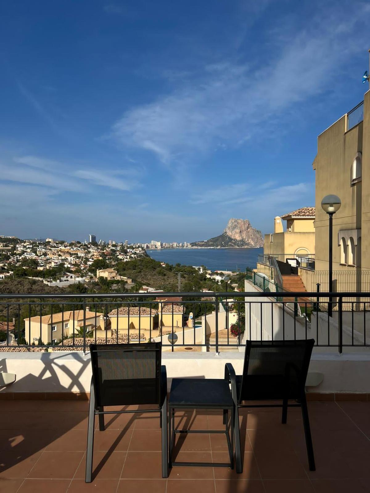 Chalet Adosado Con Vistas Al Mar Calpe Esterno foto
